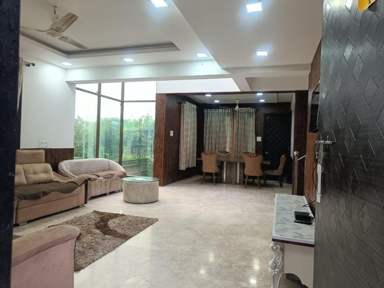 Rain Forest Resort Lonavala Buitenkant foto
