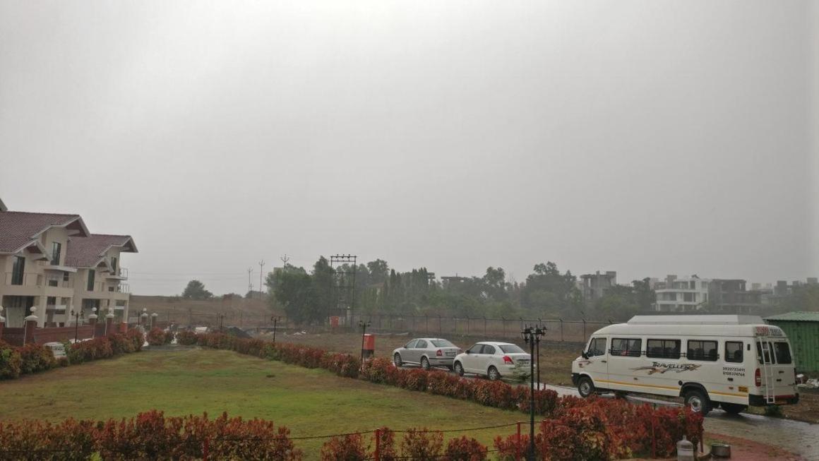 Rain Forest Resort Lonavala Buitenkant foto